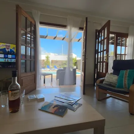 ヴィラ Adel, Oasis De Paz Con Piscina Climatizada *