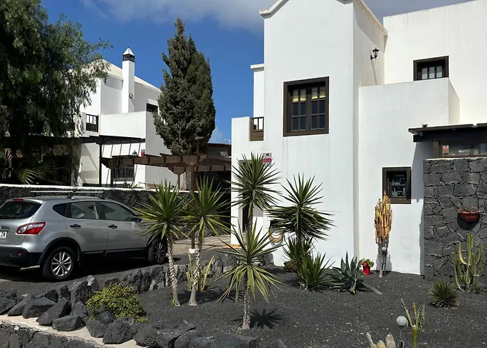 Adel, Oasis De Paz Con Piscina Climatizada Playa Blanca (Lanzarote)