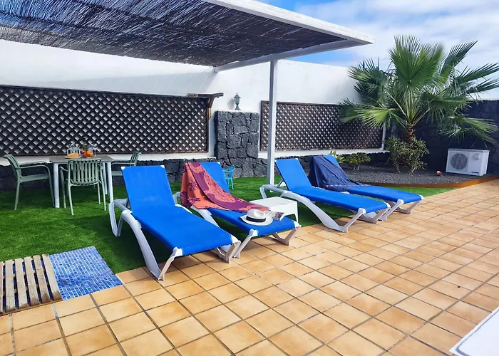 Adel, Oasis De Paz Con Piscina Climatizada Playa Blanca (Lanzarote)